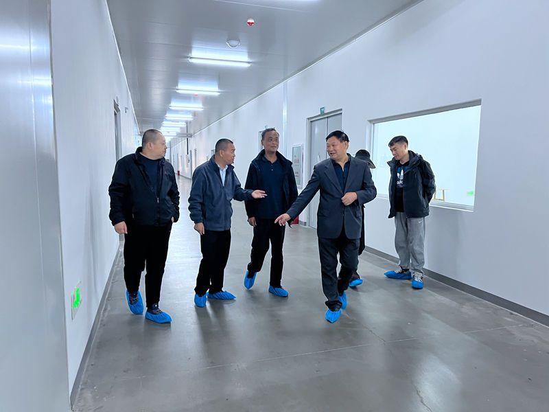 河南省電視臺(tái)、焦作市衛(wèi)健委領(lǐng)導(dǎo)到公司參觀！